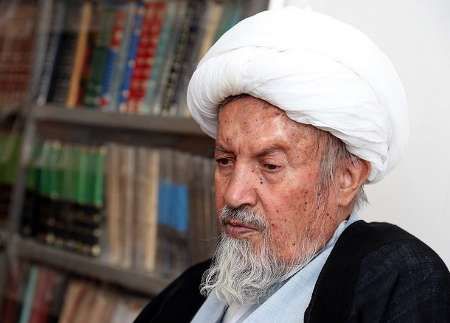 آیت الله مومن در بیمارستان بستری شدند/ تیمی از پزشکان مجرب در حال درمان ایشان